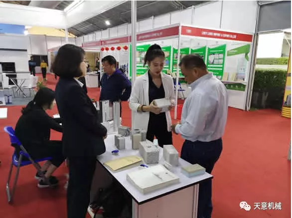 陽春三月,天意機(jī)械亮相2019年越南河內(nèi)建材展 陽春三月,天意機(jī)械亮相2019年越南河內(nèi)建材展